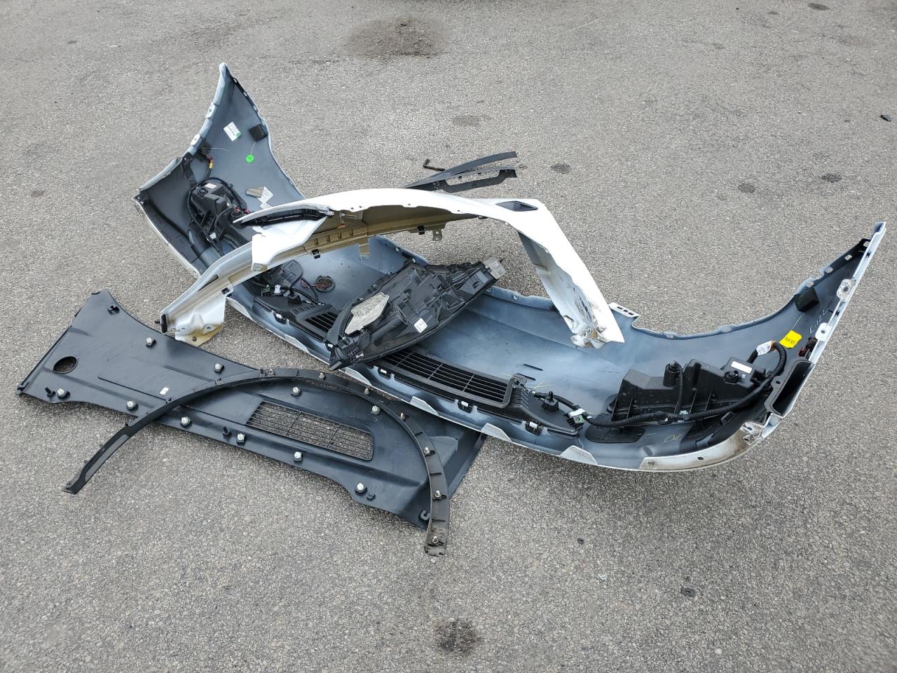 2021 Tesla Model Y VIN: 5YJYGDEE3MF145180 Lot: 90601885