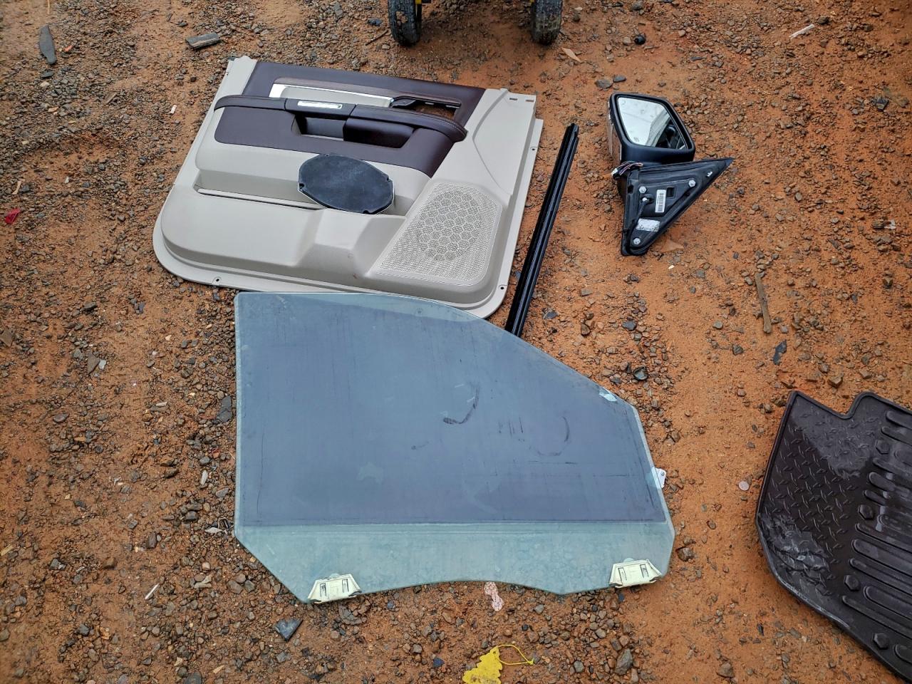 2017 Ram 1500 Laramie VIN: 1C6RR7NT5HS772946 Lot: 93869825