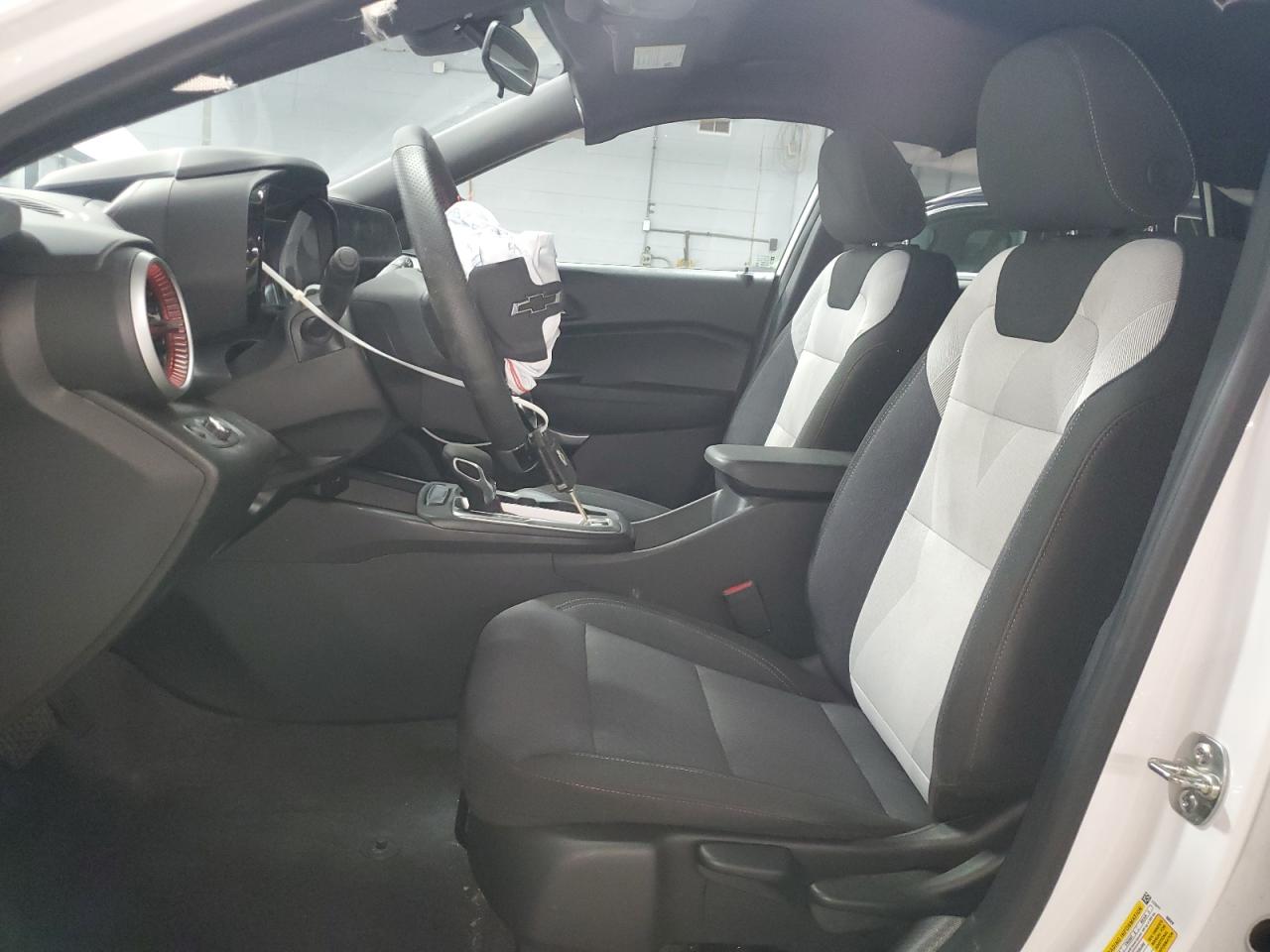 2025 Chevrolet Trax 1Rs VIN: KL77LGEPXSC172796 Lot: 93376845