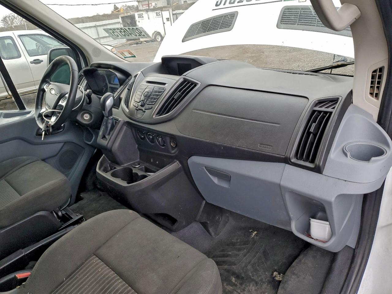 2016 Ford Transit T-250 VIN: 1FTYR2CM9GKA05490 Lot: 92046575