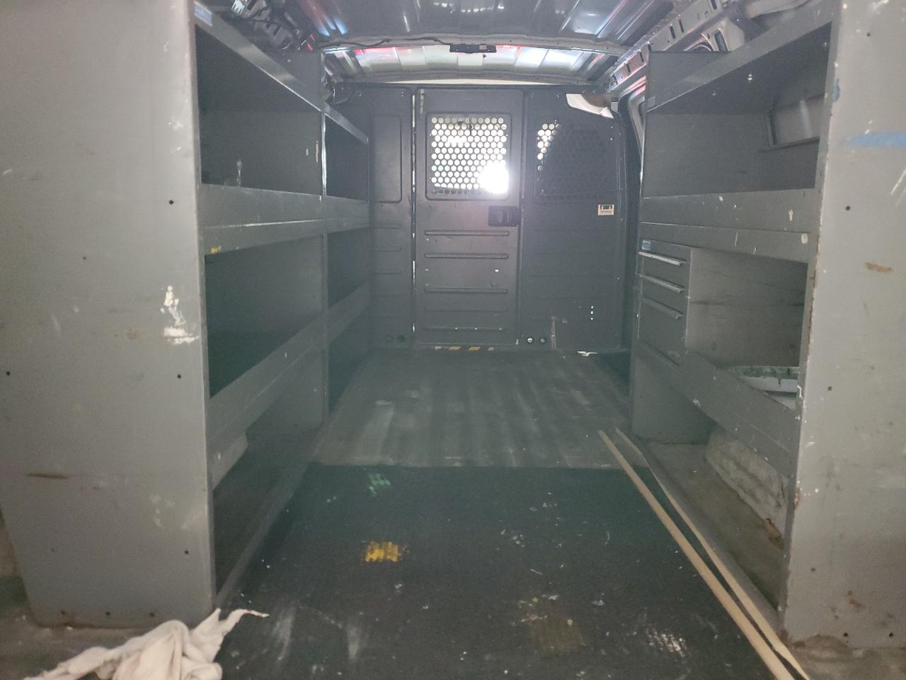 2015 Chevrolet Express Delivery Van VIN: 1GCWGFCF3F1281271 Lot: 92310535