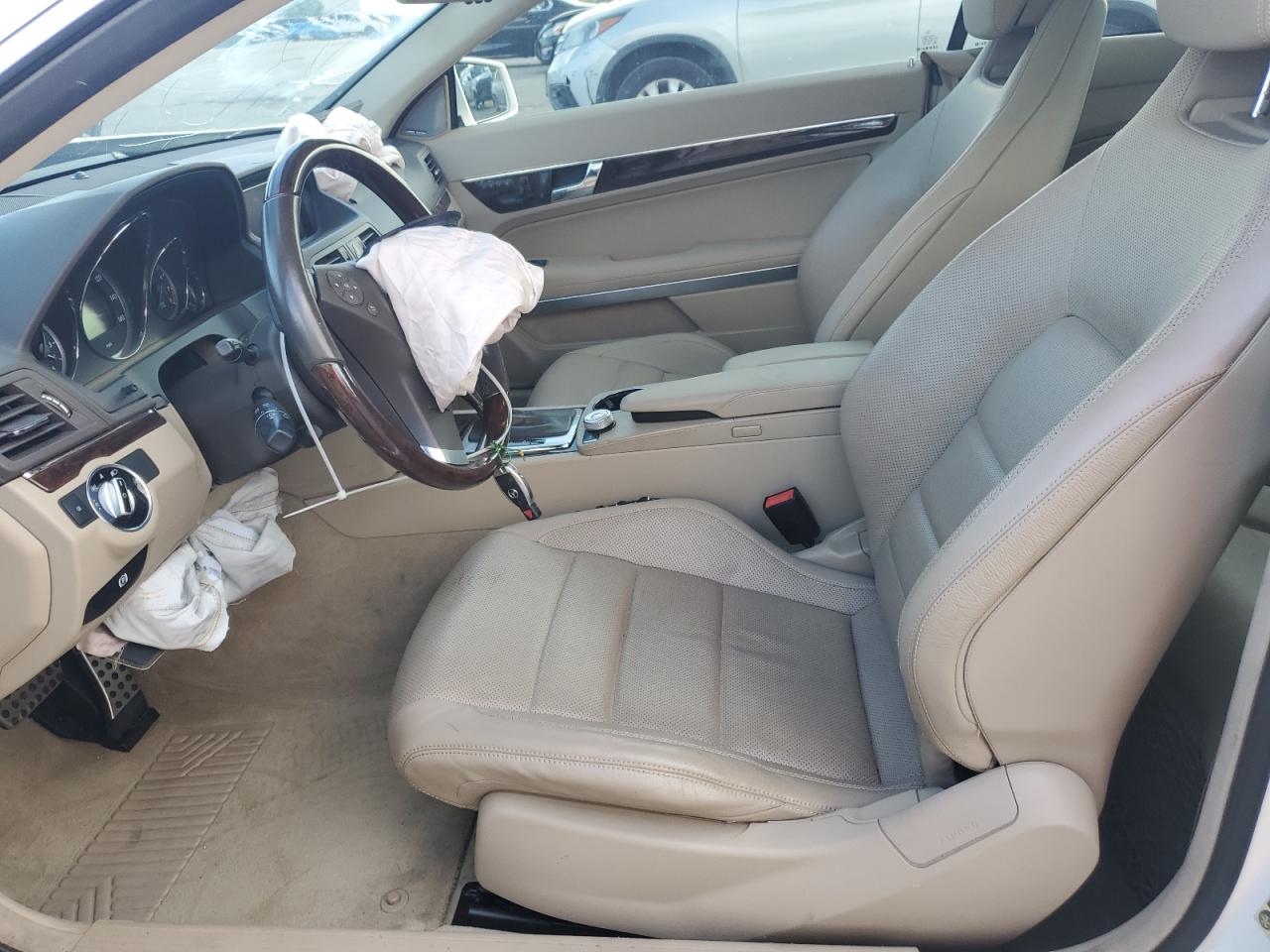 2011 Mercedes-Benz E 350 VIN: WDDKJ5GB9BF068765 Lot: 90859745