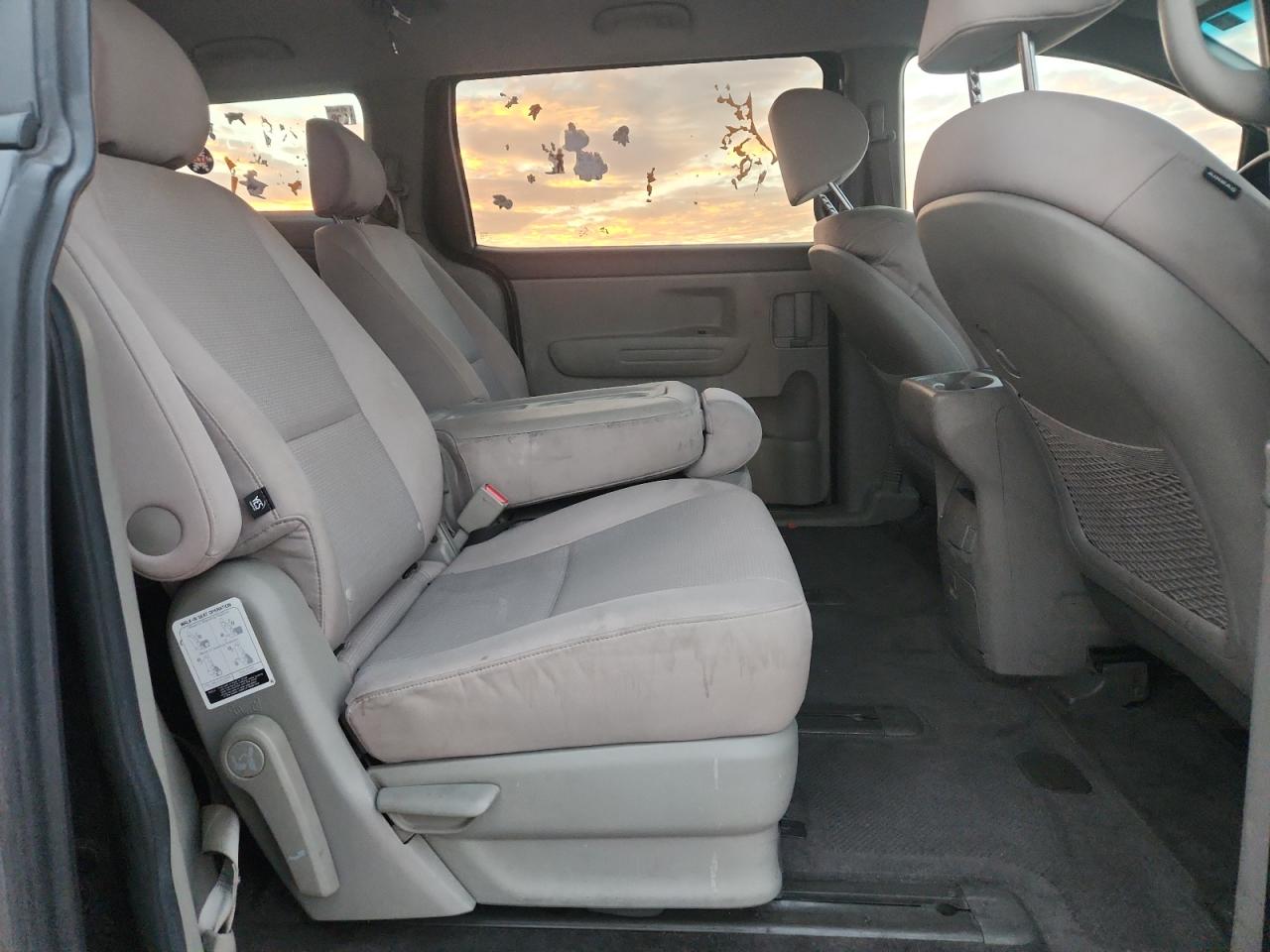 2017 Kia Sedona Lx VIN: KNDMB5C1XH6218663 Lot: 92610025