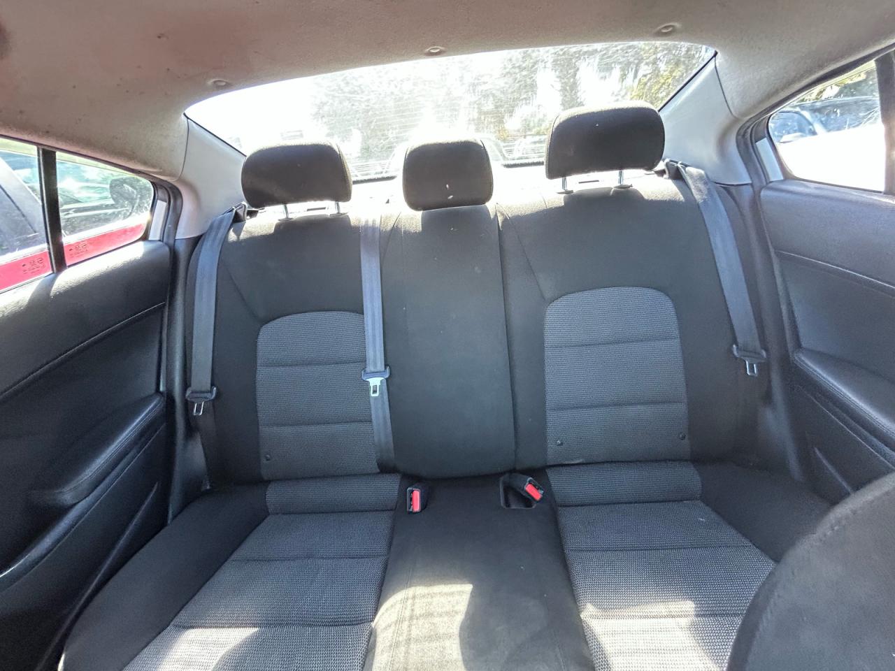 2017 Kia Forte Lx VIN: 3KPFK4A74HE037370 Lot: 92742475