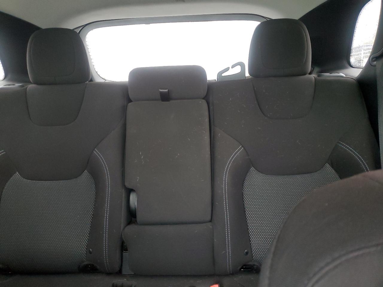 2019 Jeep Cherokee Latitude VIN: 1C4PJLCB1KD439603 Lot: 93323015