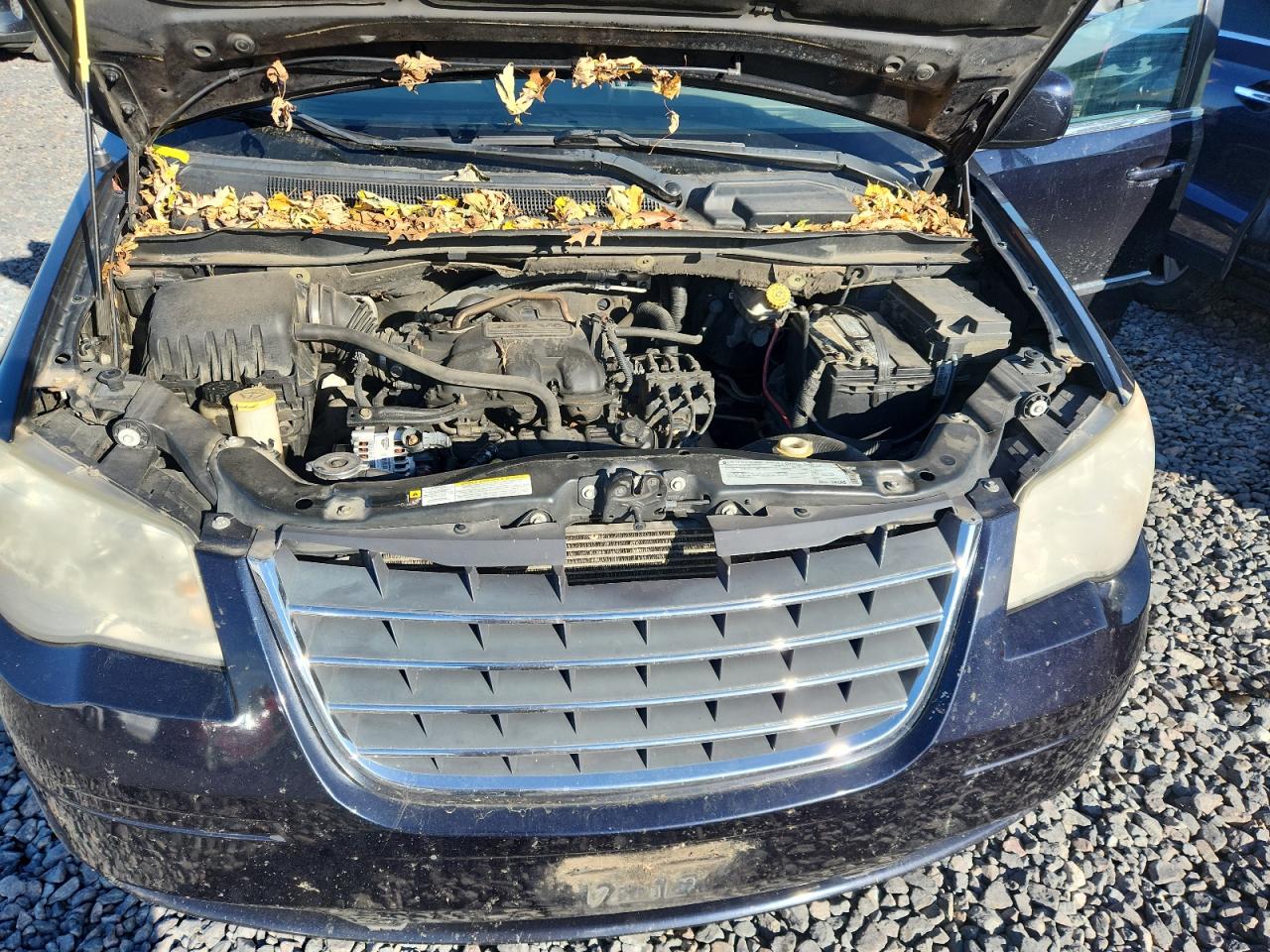 2010 Chrysler Town & Country Touring VIN: 2A4RR5D13AR387092 Lot: 91313405