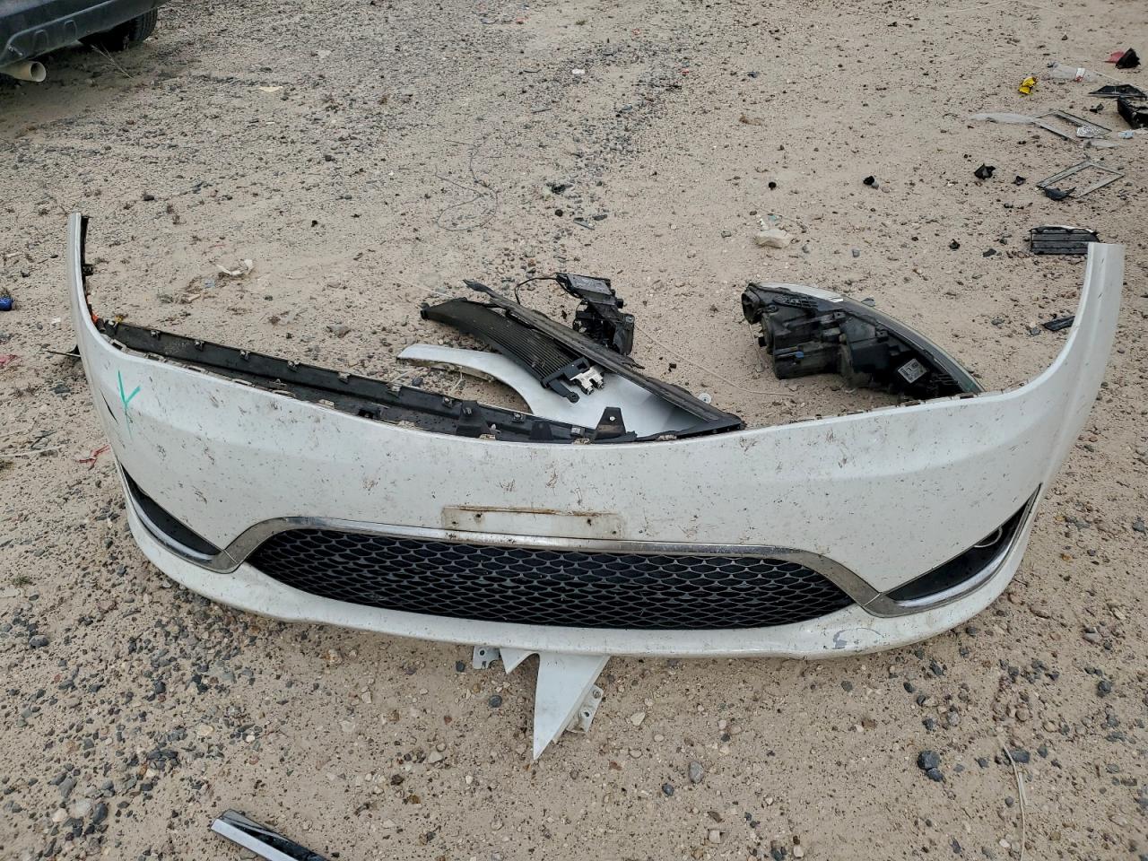 2019 Chrysler Pacifica Touring L VIN: 2C4RC1BG6KR561262 Lot: 93520505