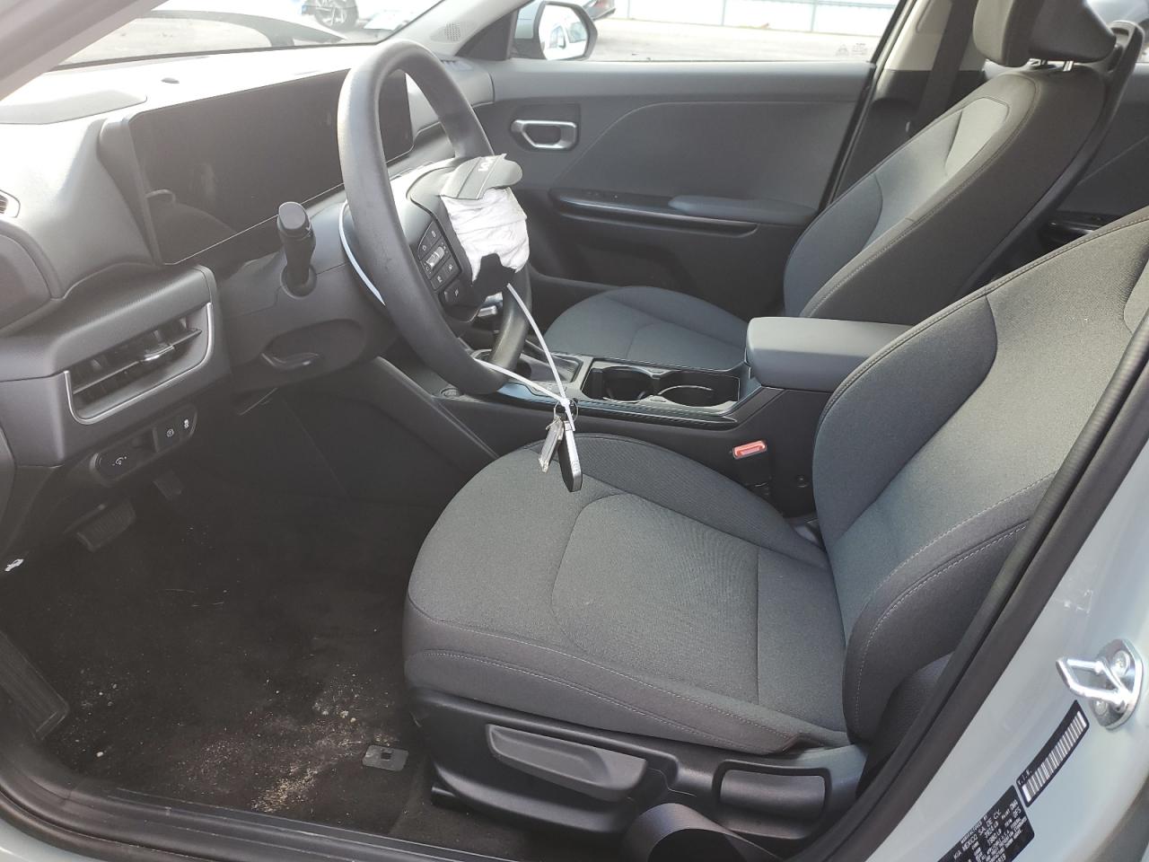 2025 Kia K4 Lx VIN: 3KPFT4DE8SE121819 Lot: 92526865