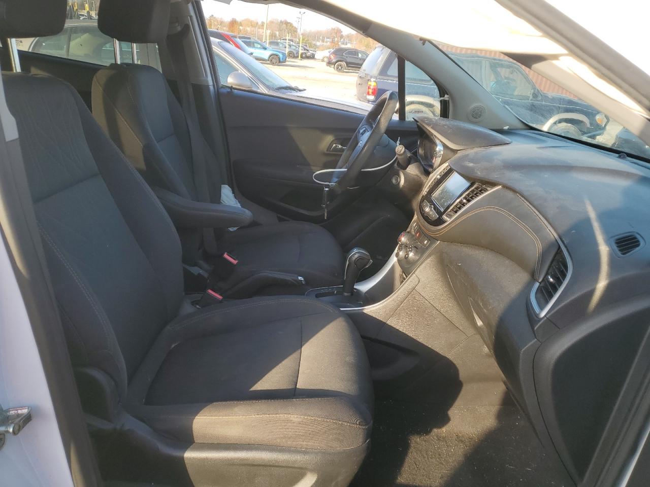 2017 Chevrolet Trax 1Lt VIN: 3GNCJLSB5HL132395 Lot: 92688185