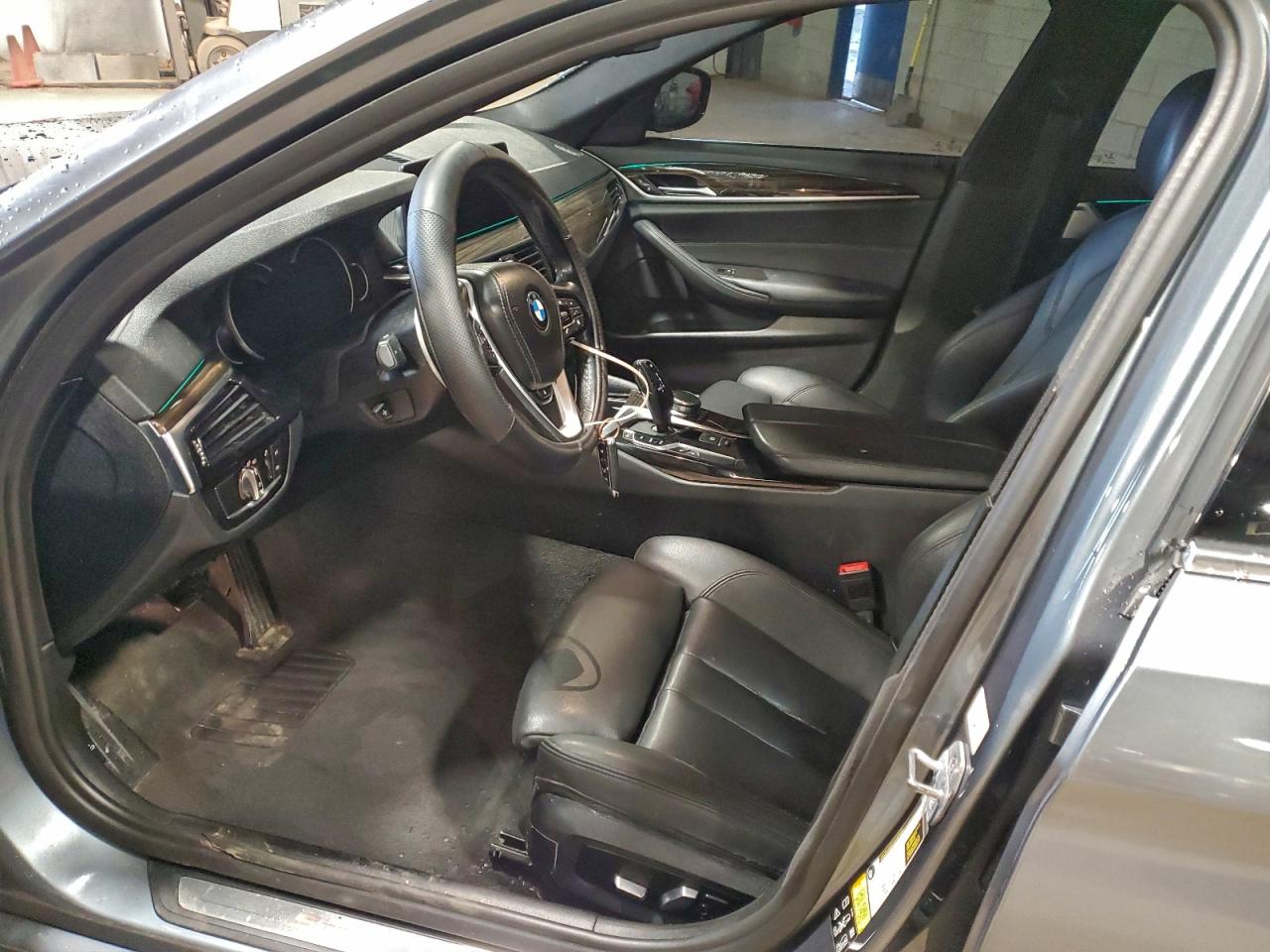 2019 BMW 530 Xi VIN: WBAJA7C54KWC77719 Lot: 93824905