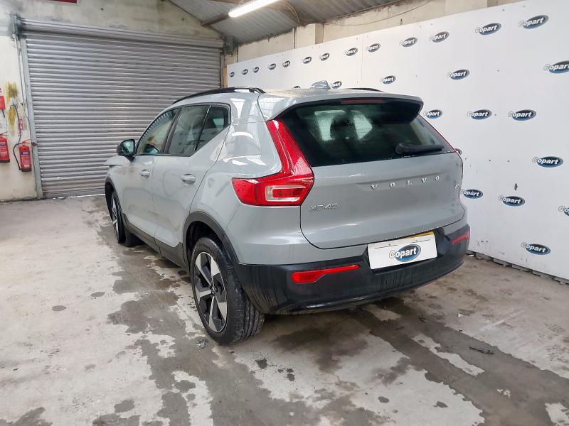 2024 VOLVO XC40 2.0 B3P PLUS DARK 5DR AUTO
