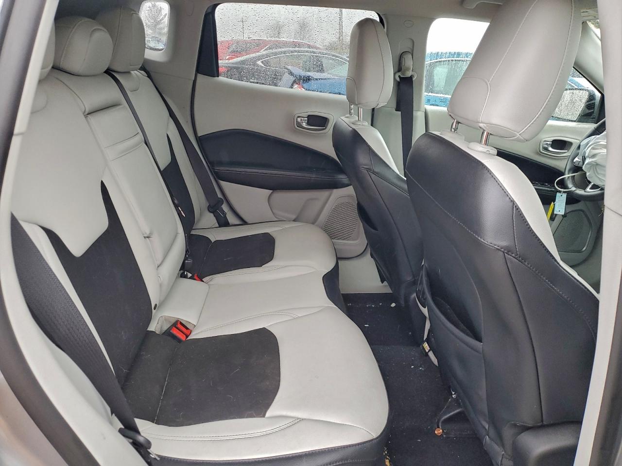 2018 Jeep Compass Latitude VIN: 3C4NJDBB3JT113485 Lot: 93835635