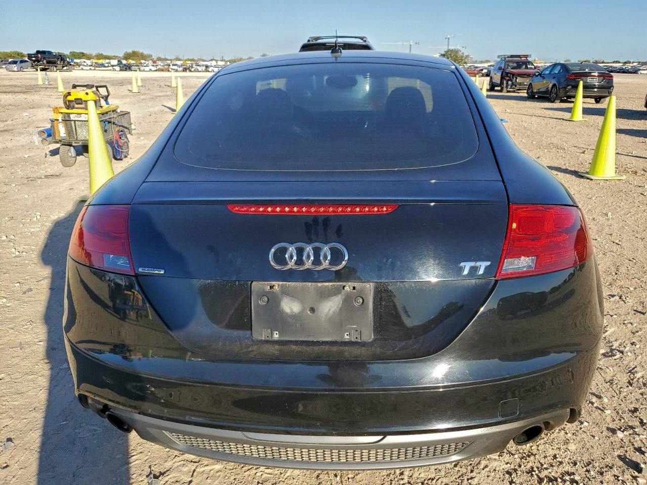 2011 Audi Tt Premium VIN: TRUBFAFK7B1026717 Lot: 93493875