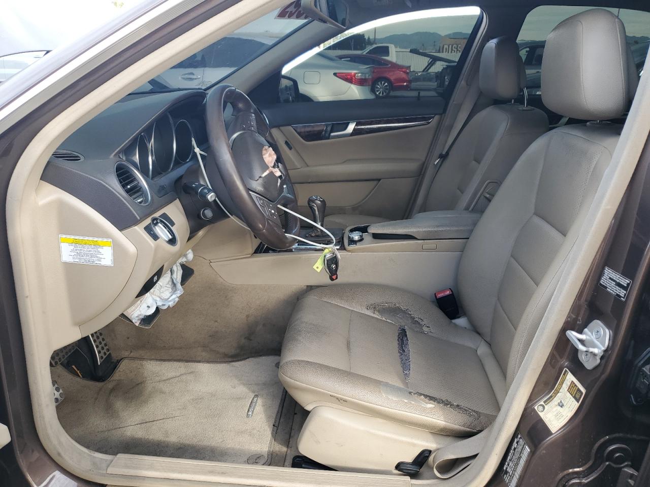 2013 Mercedes-Benz C 250 VIN: WDDGF4HB2DR272017 Lot: 92180765