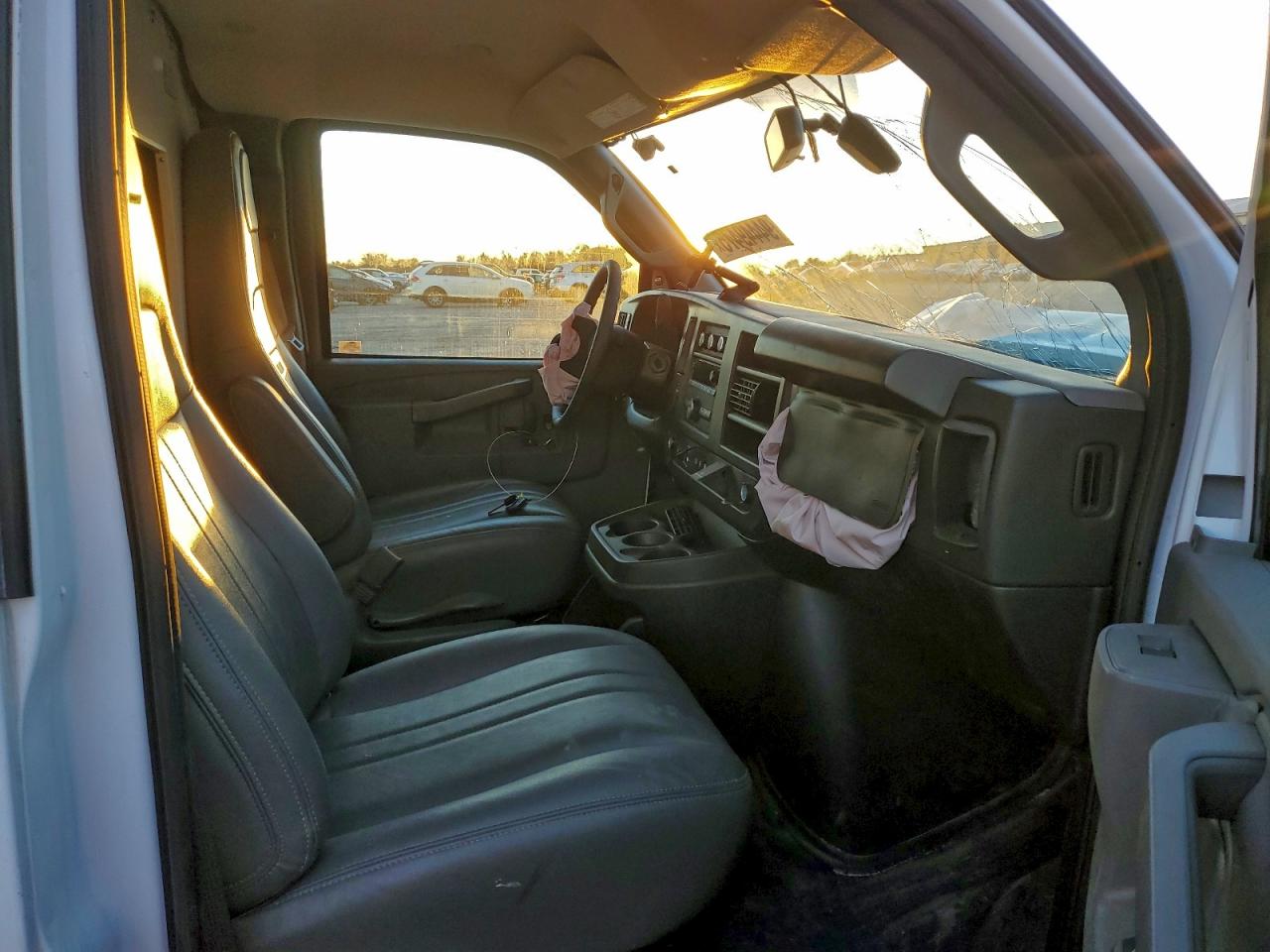 2024 Chevrolet Express G3500 VIN: 1GB0GRF71R1215290 Lot: 94449475