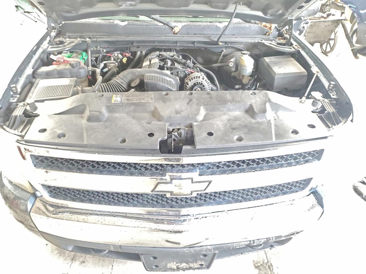 2008 Chevrolet Silverado K1500 VIN: 2GCEK19J281325248 Lot: 94268575