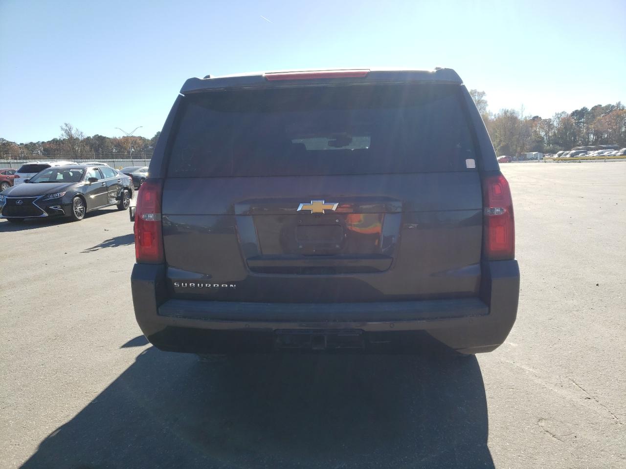 2016 Chevrolet Suburban C1500 Lt VIN: 1GNSCHKC5GR467191 Lot: 92852425