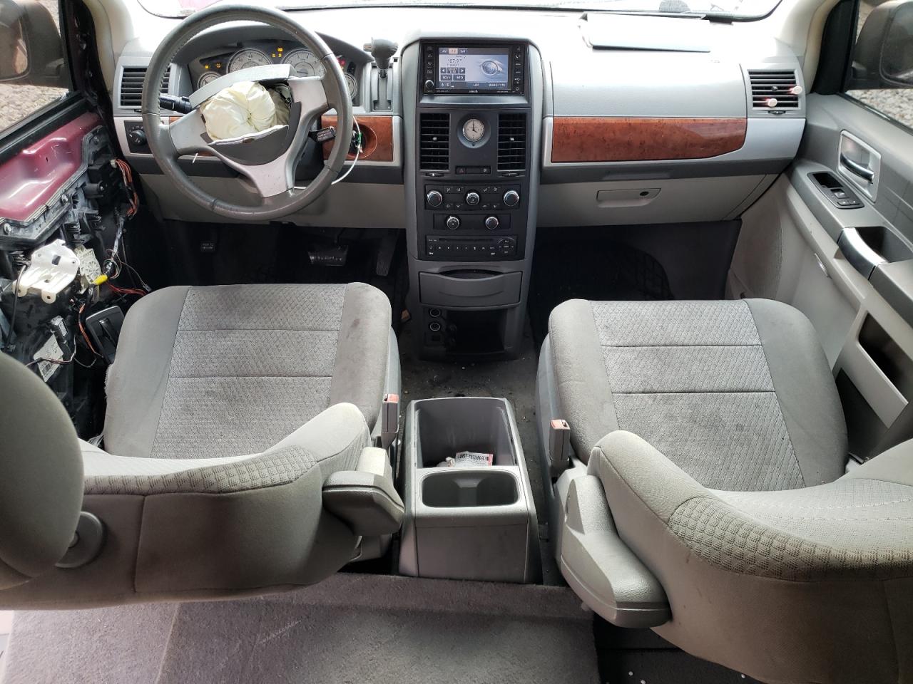 2008 Chrysler Town & Country Touring VIN: 2A8HR54P28R836870 Lot: 92159105