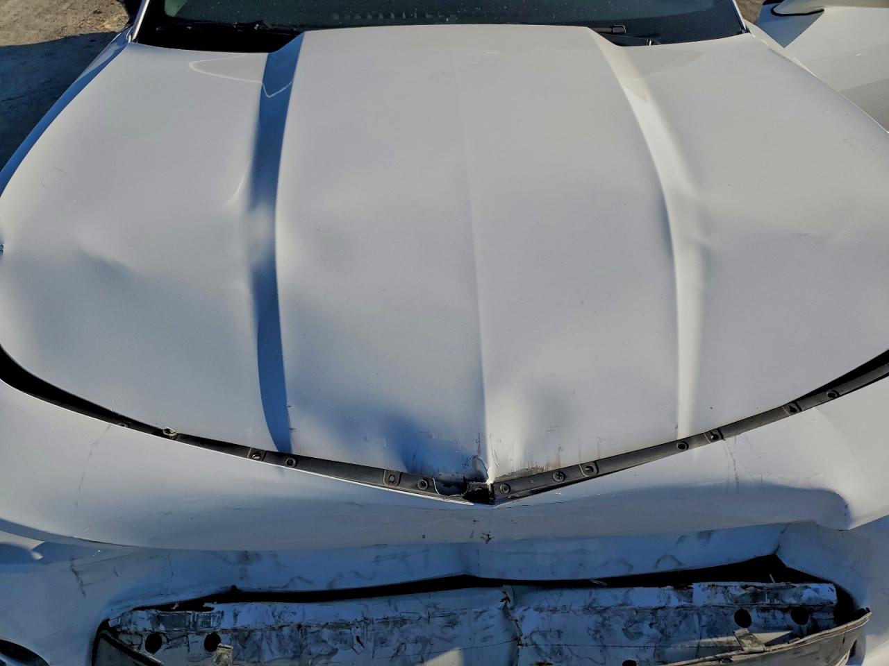 2014 Chevrolet Camaro Ls VIN: 2G1FA1E38E9299050 Lot: 92726925