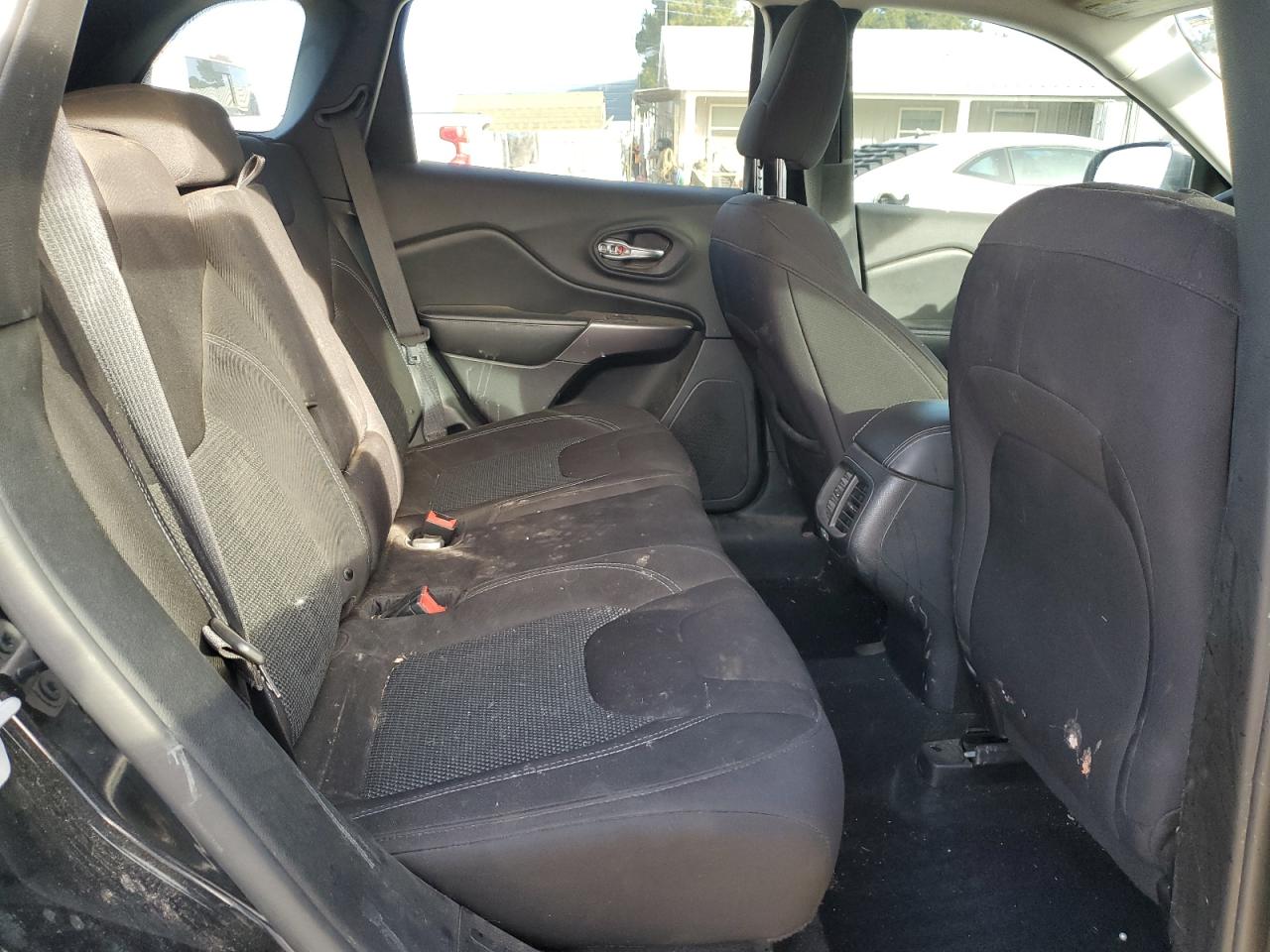 2019 Jeep Cherokee Latitude VIN: 1C4PJLCB7KD466112 Lot: 92001515