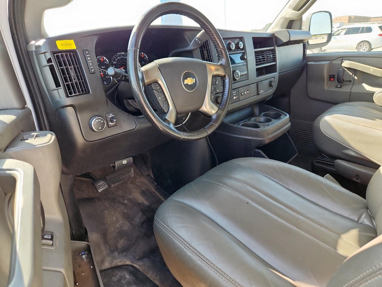 2019 Chevrolet Express G2500 VIN: 1GCWGAFP4K1242173 Lot: 91474505