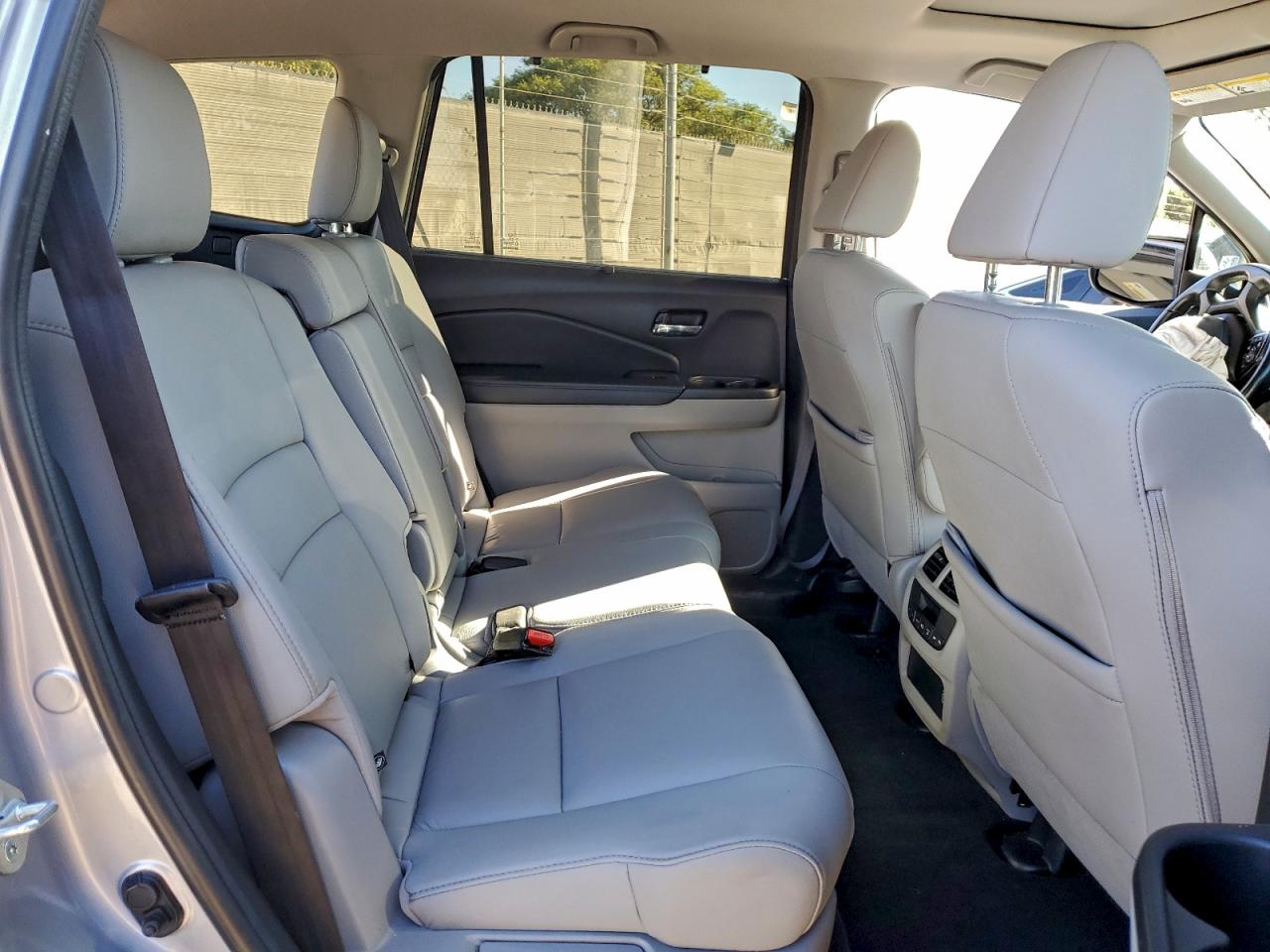 2022 Honda Pilot Exl VIN: 5FNYF5H51NB013878 Lot: 94418735