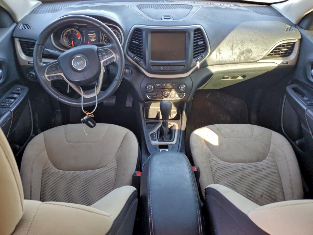 2016 Jeep Cherokee Latitude VIN: 1C4PJLCS6GW312292 Lot: 93716005