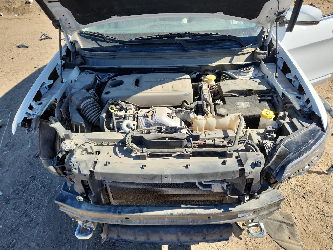 2019 Jeep Cherokee Overland VIN: 1C4PJMJNXKD142672 Lot: 90723995