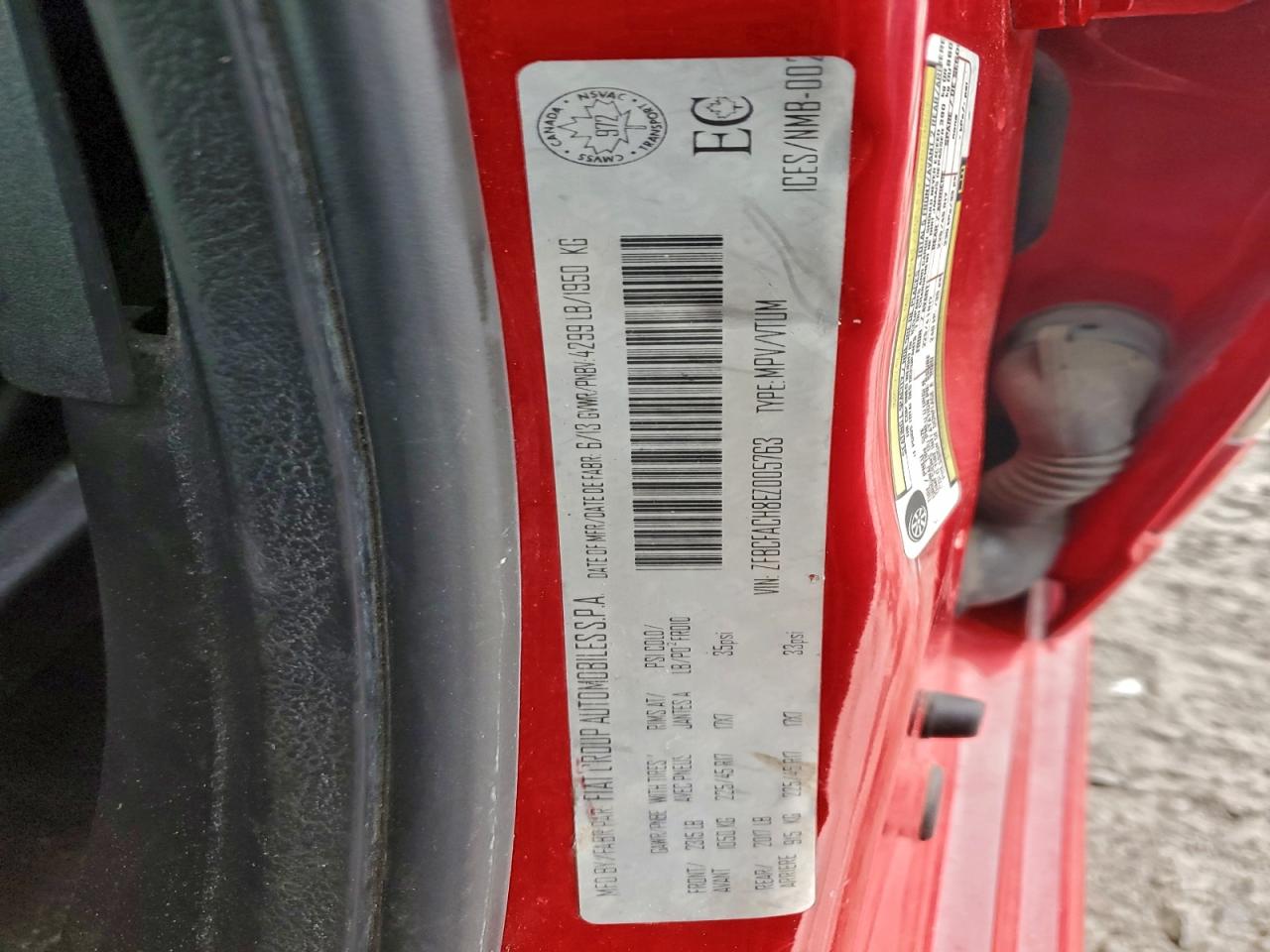 2014 Fiat 500L Lounge VIN: ZFBCFACH8EZ005763 Lot: 94100345