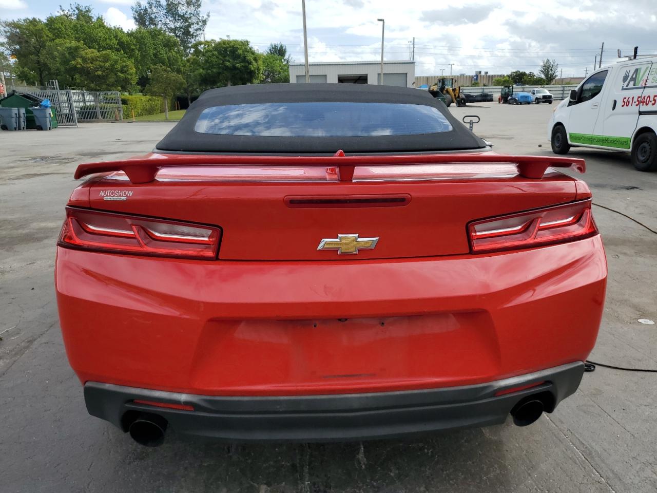 2018 Chevrolet Camaro Lt VIN: 1G1FB3DX5J0146885 Lot: 91627585