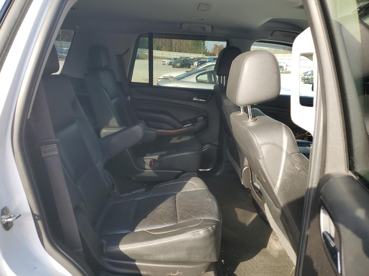 2018 Chevrolet Tahoe C1500 Premier VIN: 1GNSCCKC8JR336458 Lot: 91878105