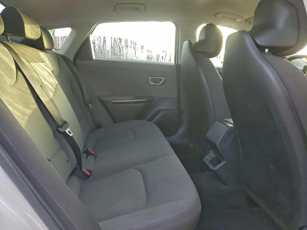 2025 Kia K4 Lx VIN: 3KPFT4DE9SE087924 Lot: 93949225