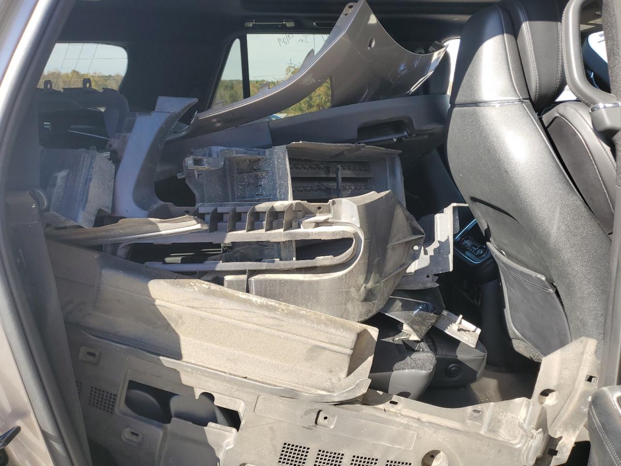 2020 Lincoln Navigator L Reserve VIN: 5LMJJ3LT3LEL23001 Lot: 90335895