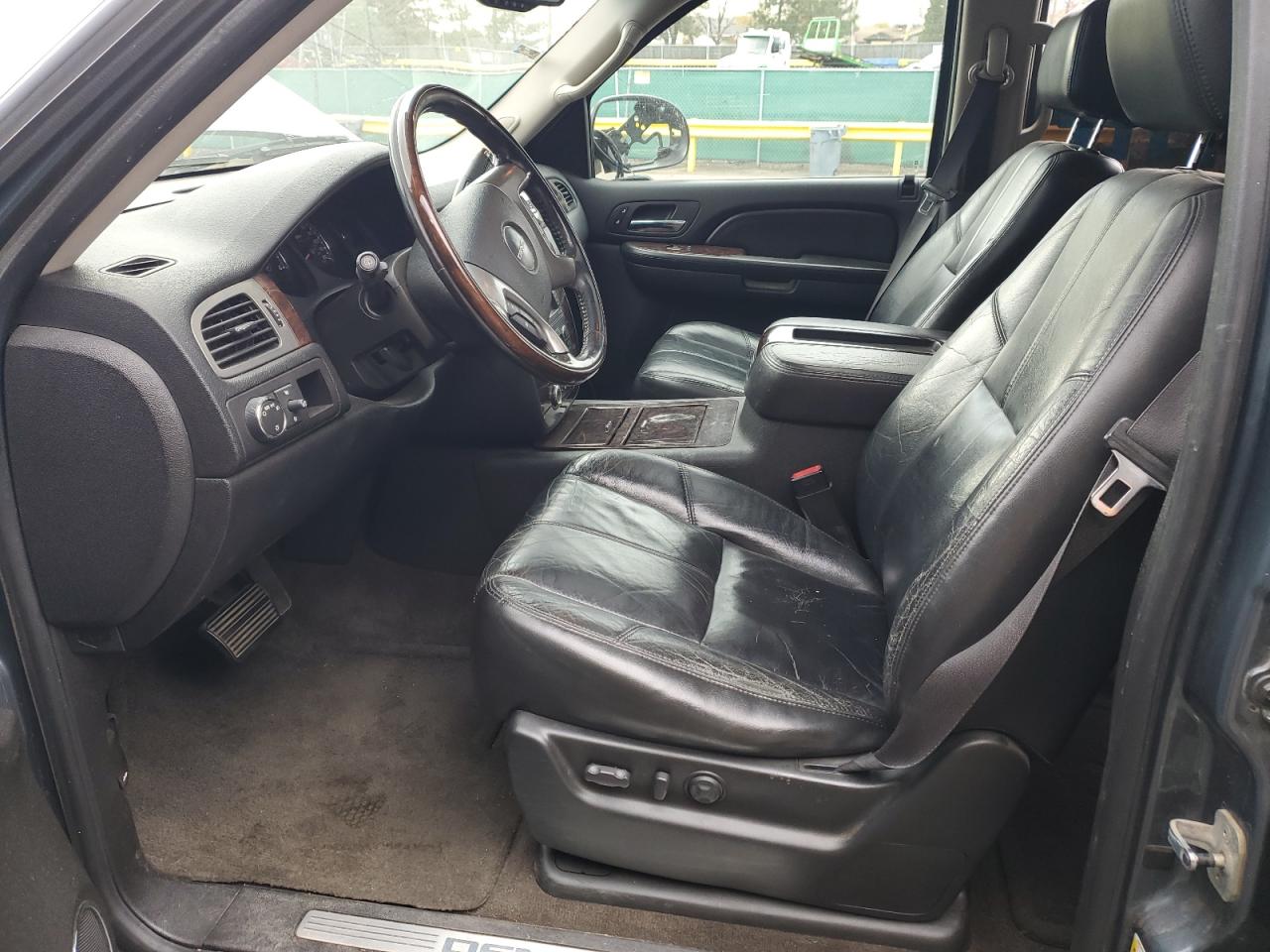 2008 GMC Yukon Denali VIN: 1GKFK63898J113173 Lot: 92275085