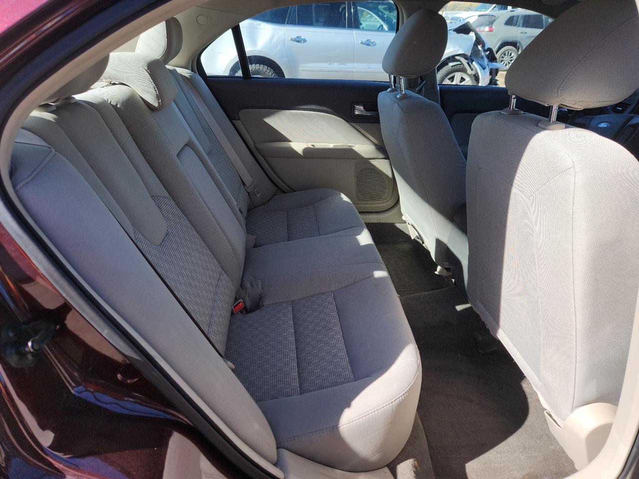 2011 Ford Fusion S VIN: 3FAHP0GA0BR243457 Lot: 91718435