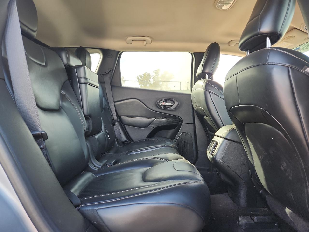 2016 Jeep Cherokee Limited VIN: 1C4PJMDS7GW271403 Lot: 90905695