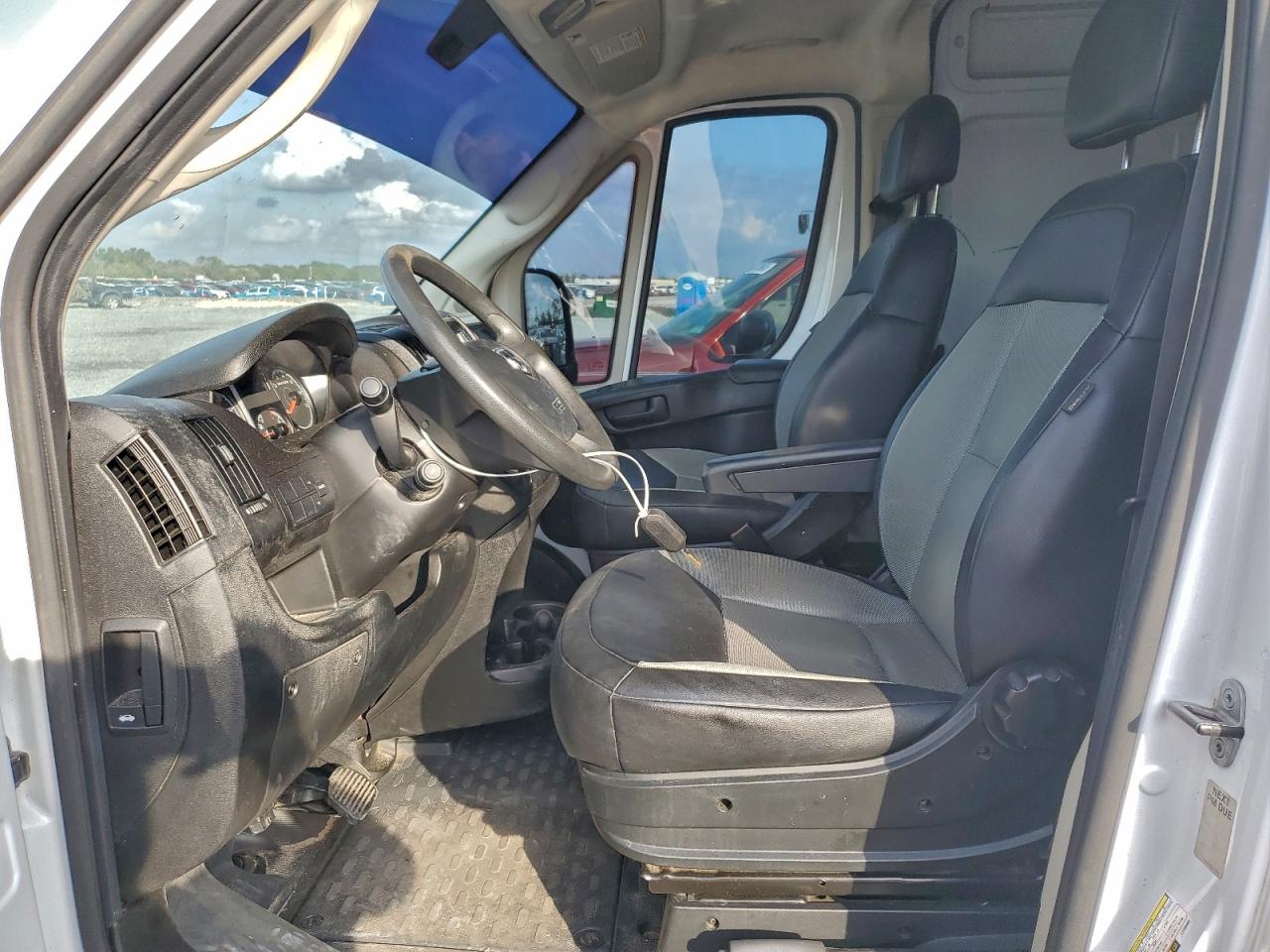 2020 Ram Promaster 2500 2500 High VIN: 3C6TRVDG4LE105036 Lot: 94226255