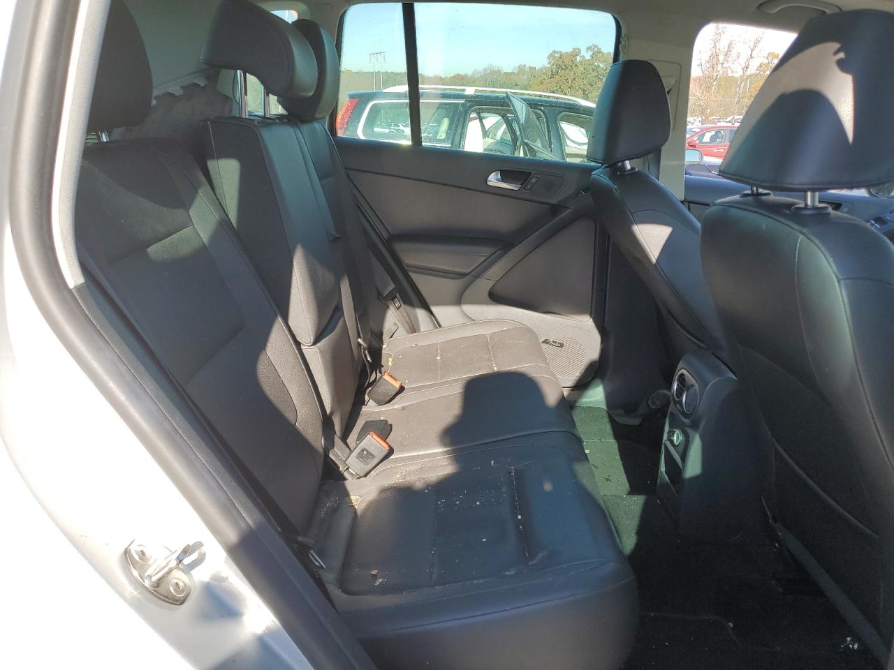 2014 Volkswagen Tiguan S VIN: WVGAV3AX1EW566123 Lot: 93552275