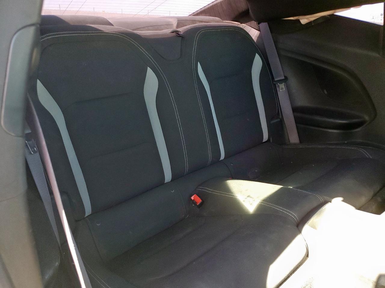 2017 Chevrolet Camaro Lt VIN: 1G1FB1RX9H0123116 Lot: 92006085