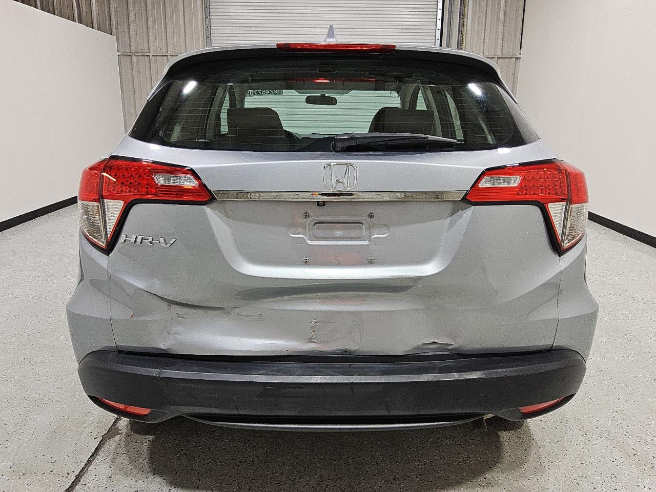 2021 Honda Hr-V Lx VIN: 3CZRU5H37MM713840 Lot: 92452705