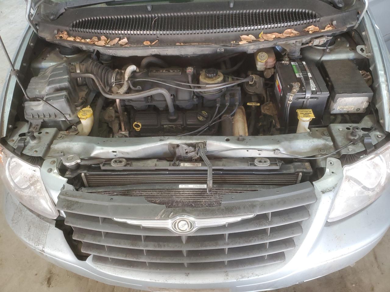 2006 Chrysler Town & Country VIN: 1A4GP45R26B620817 Lot: 92077055