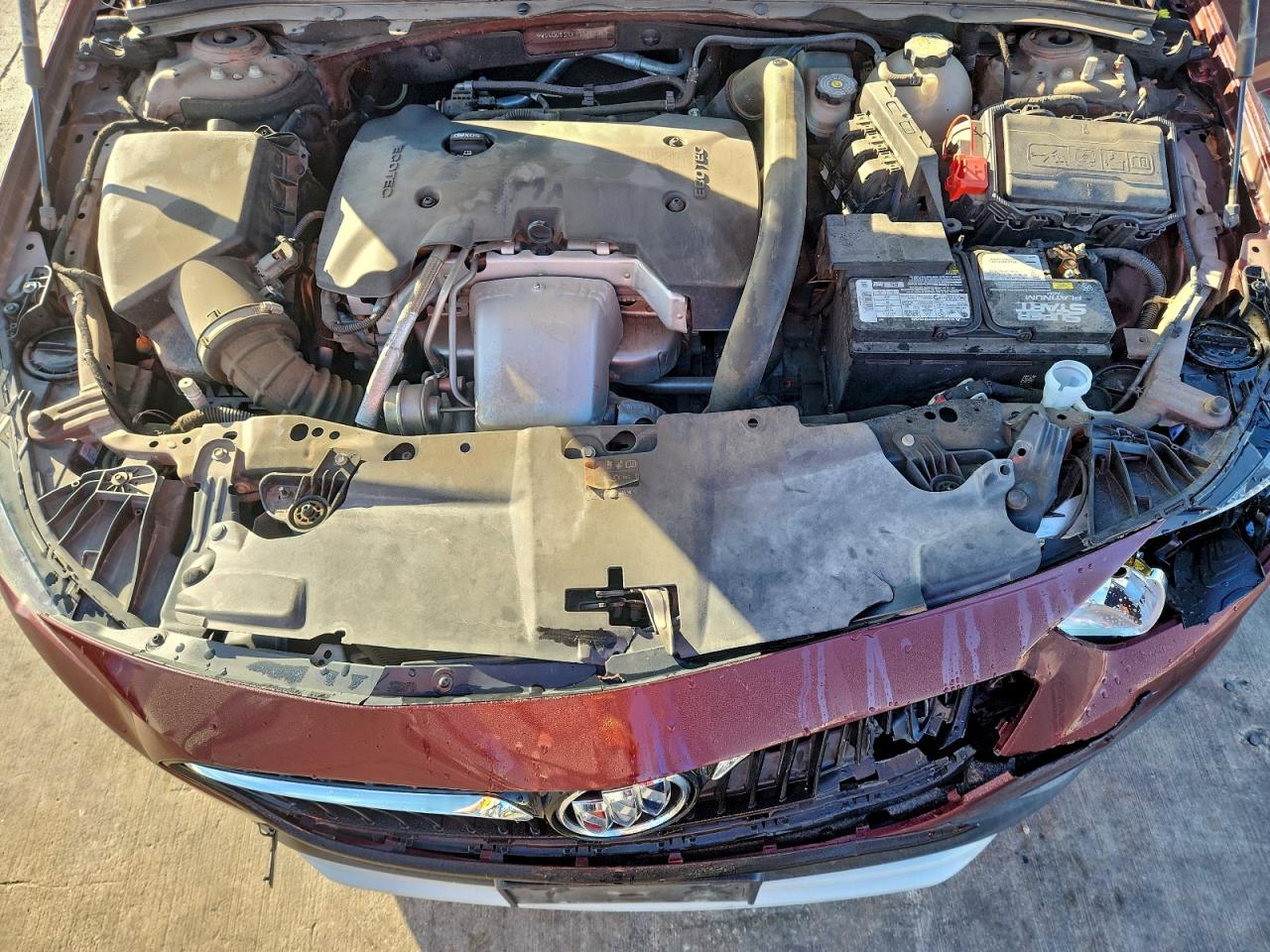 2018 Buick Regal Tourx Preferred VIN: W04GU8SX4J1126217 Lot: 93893805