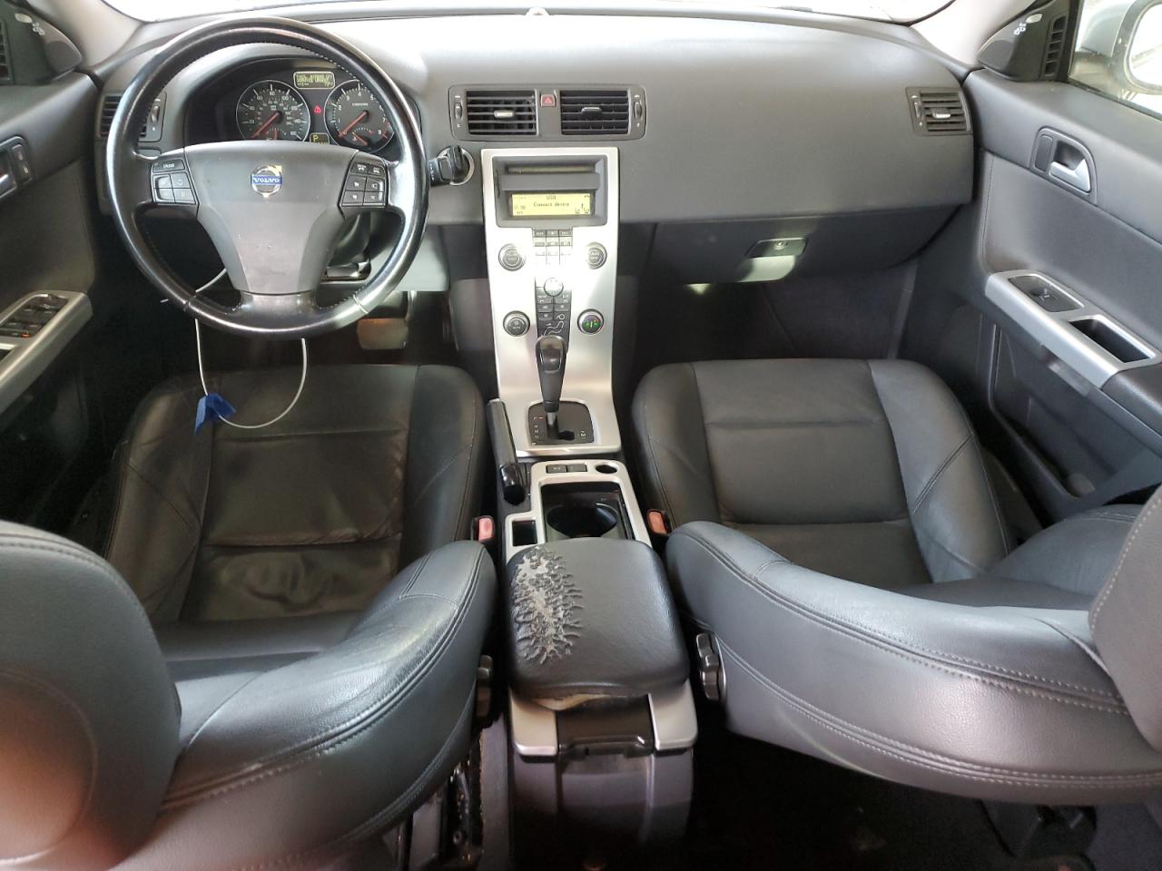 2011 Volvo S40 T5 VIN: YV1672MS3B2538481 Lot: 92430045