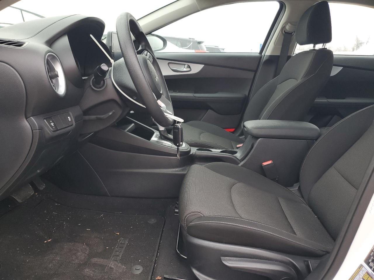 2024 Kia Forte Lx VIN: 3KPF24AD7RE824157 Lot: 93205285