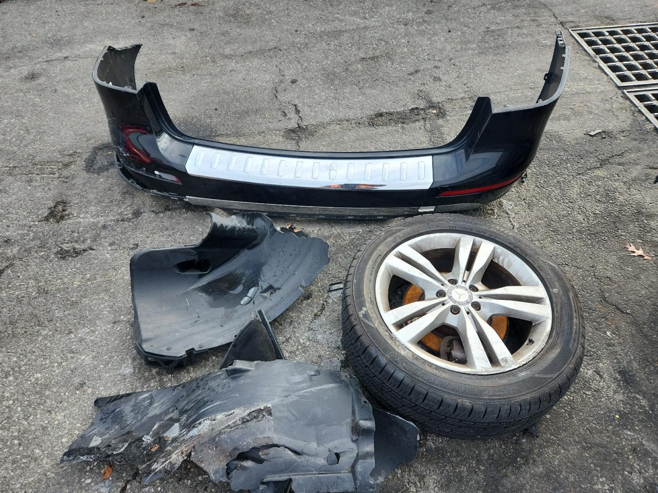 2015 Mercedes-Benz Ml 350 4Matic VIN: 4JGDA5HB5FA598957 Lot: 91891895