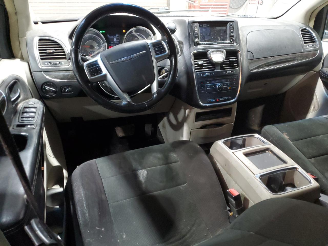 2011 Chrysler Town & Country Touring VIN: 2A4RR5DG7BR796640 Lot: 92351505