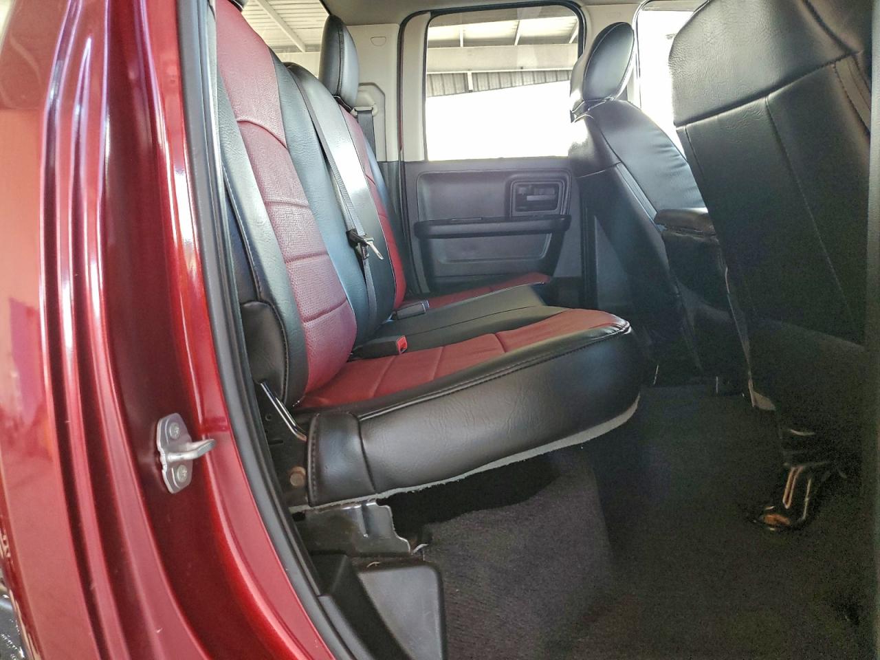 2019 Ram 1500 Classic Tradesman VIN: 1C6RR7FG7KS522925 Lot: 94902125