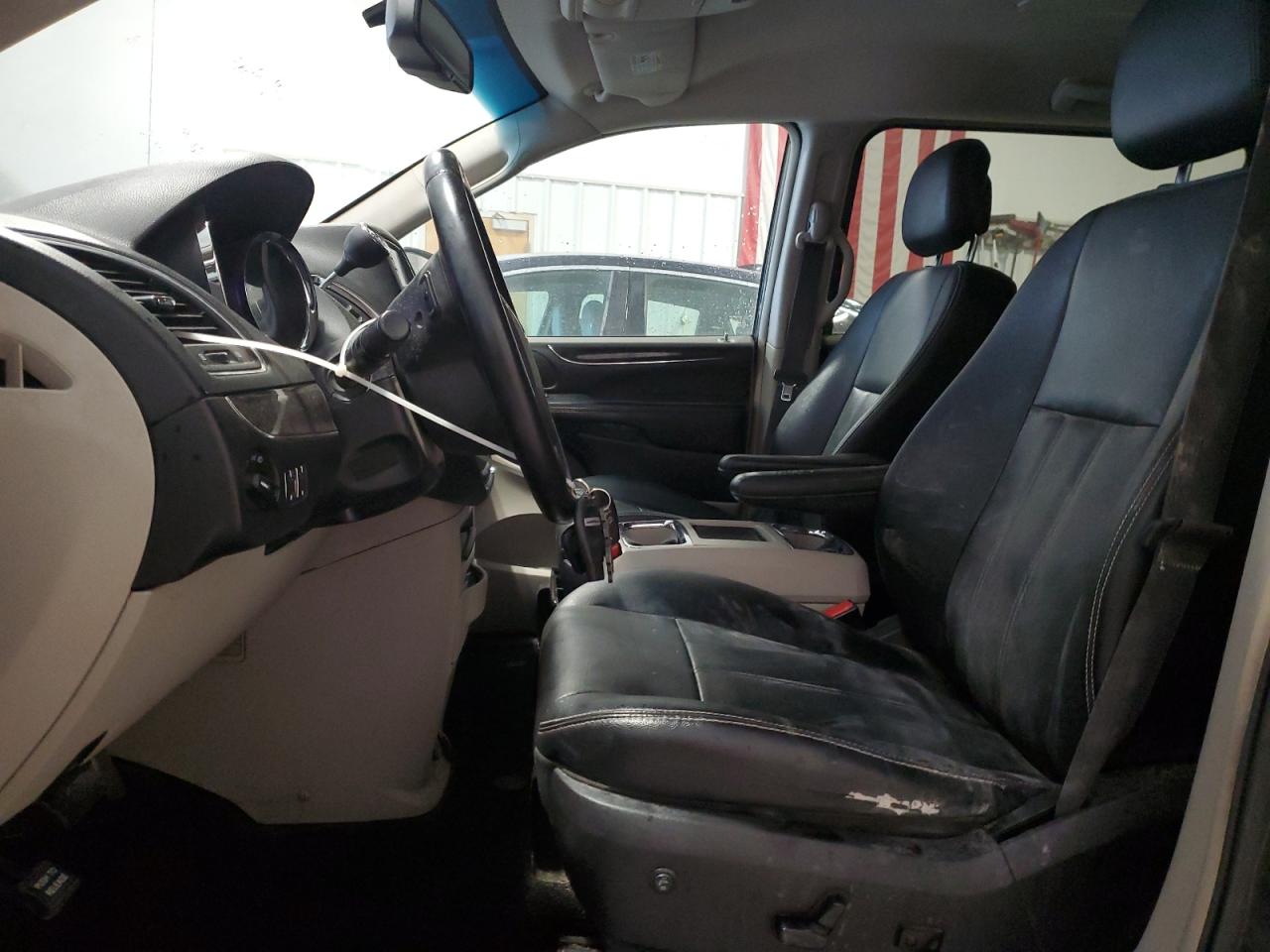 2016 Chrysler Town & Country Touring VIN: 2C4RC1BG0GR213027 Lot: 90756325