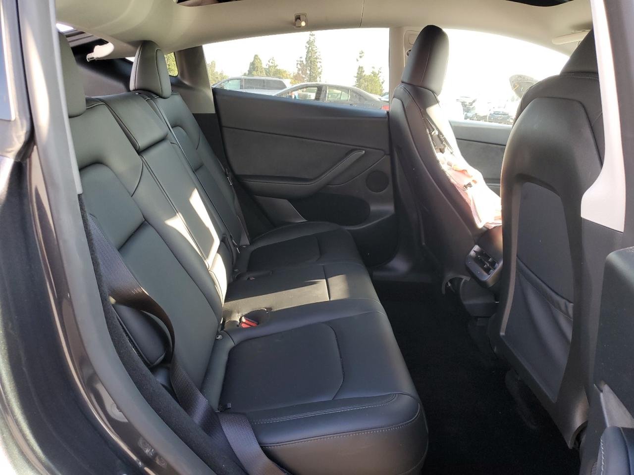 2024 Tesla Model Y VIN: 7SAYGDED9RF113822 Lot: 91005245