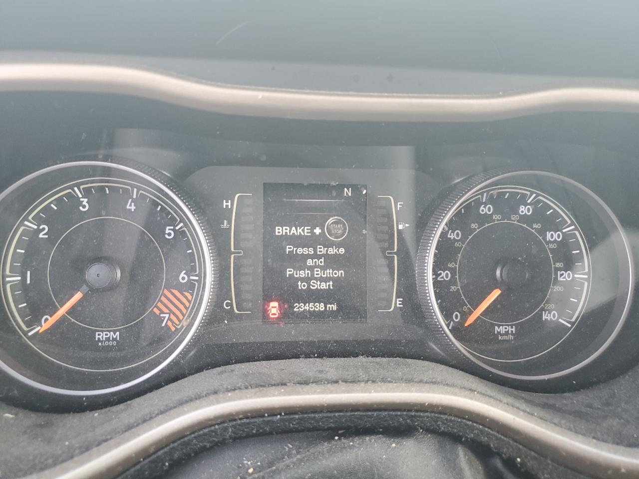 2015 Jeep Cherokee Latitude VIN: 1C4PJLCBXFW632858 Lot: 91802545